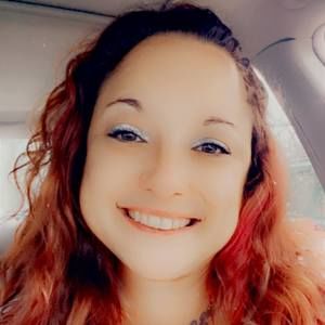 Meet your Posher, Stacy